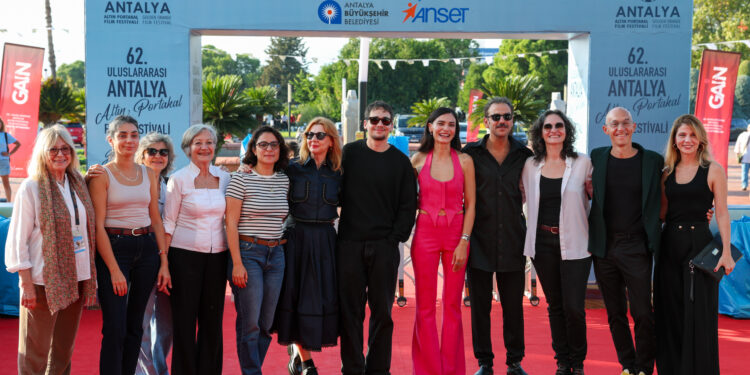 Antalya Film Festivali’nde Heyecan Dorukta: Altın Portakal Büyük Ödül Adayları Belli Oldu
