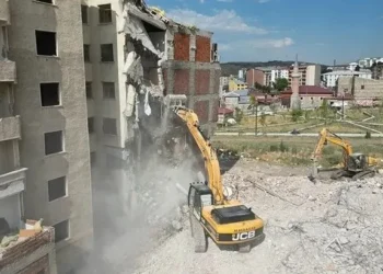 Büyükşehirlerde Değişim: Kentsel Dönüşüm Hızlanıyor ve Yeni Konut Stratejisi