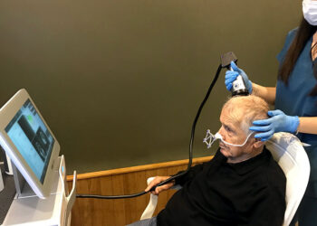 Alzheimer Tedavisinde Dönüşüm: Yeni Nöro-Teknoloji Cihazı Geliştirildi