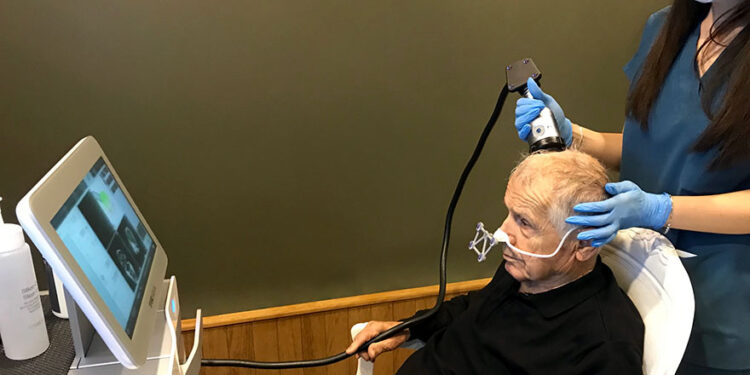 Alzheimer Tedavisinde Dönüşüm: Yeni Nöro-Teknoloji Cihazı Geliştirildi
