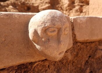 🧬 MÖ 8.400 İnsan Heykeli: Tarih Öncesi İnsan Tipi Hakkında Yeni Bilgiler