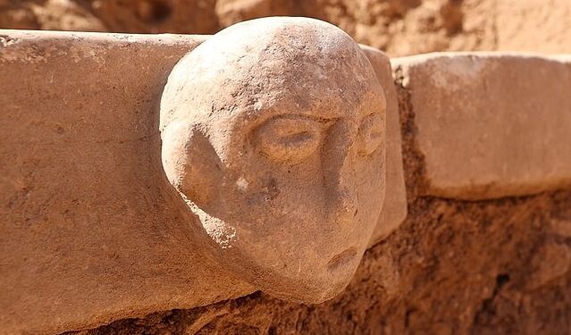 🧬 MÖ 8.400 İnsan Heykeli: Tarih Öncesi İnsan Tipi Hakkında Yeni Bilgiler