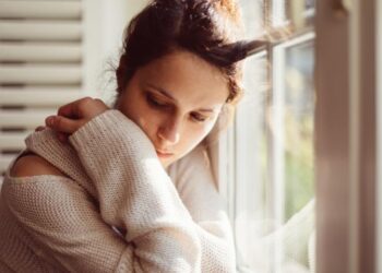 Kış Depresyonuna Karşı Beslenme Kalkanı: İştah Değişiklikleri Nasıl Yönetilmeli? 🍎